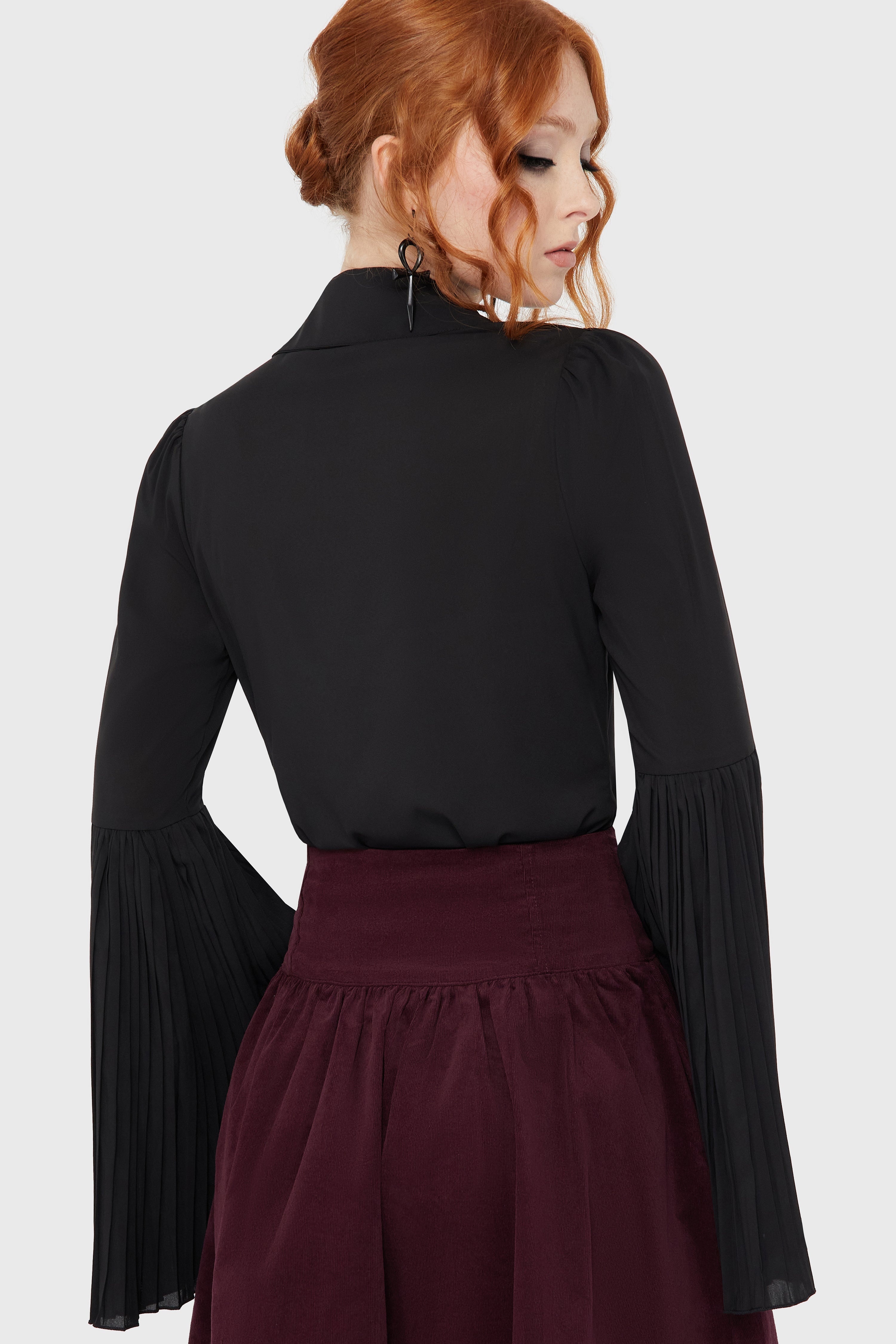 Alexandra's Mournng Shirt [Black]