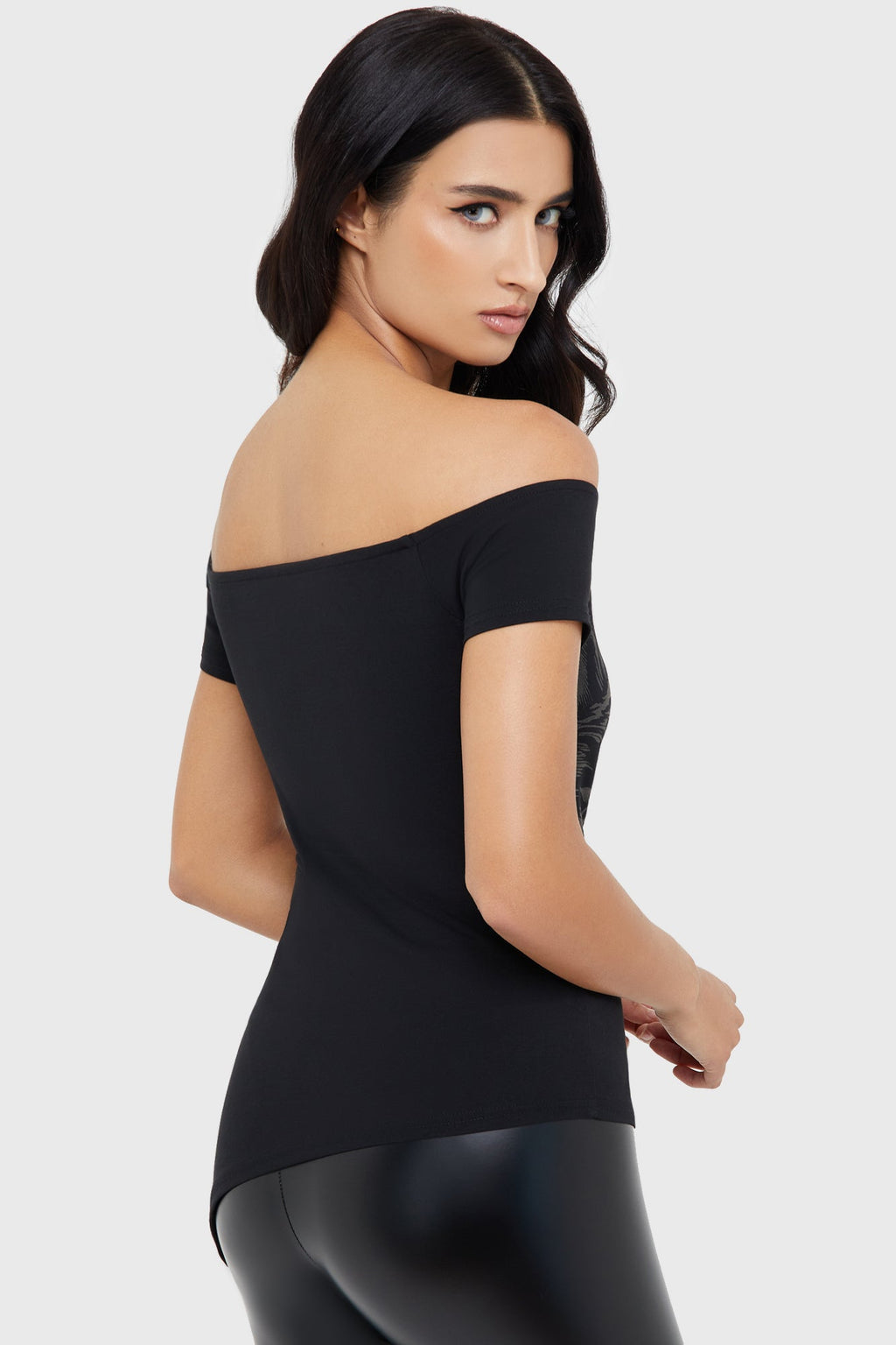 Nocturnal Wolf Top